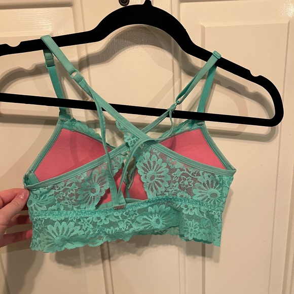 PINK Bra, Xs - Picture 2 of 3